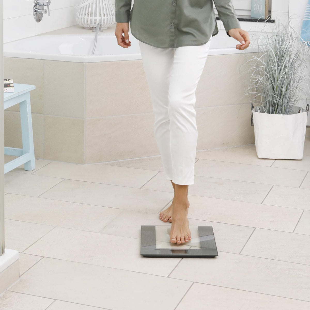 Medisana PS 400 Glass Personal Scale – product photo