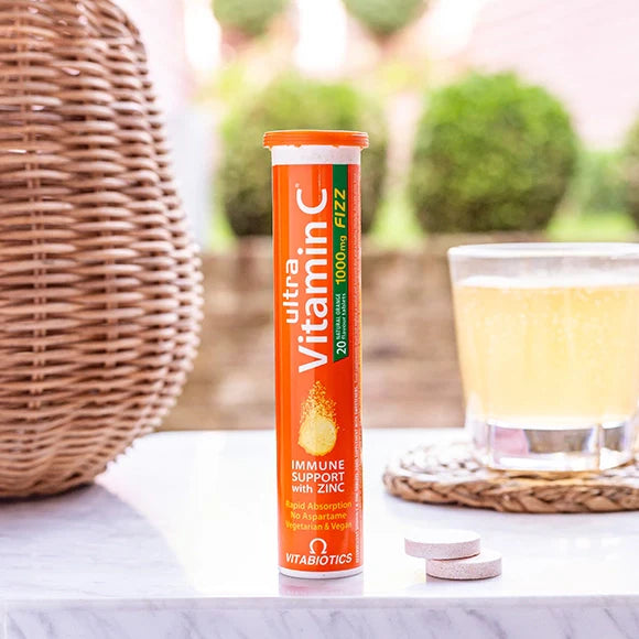 Vitabiotics Ultra Vitamin C Fizz 1000 mg, 20 Effervescent Tablets | Vitamin C 1000 mg with Zinc, Orange Effervescent – product photo