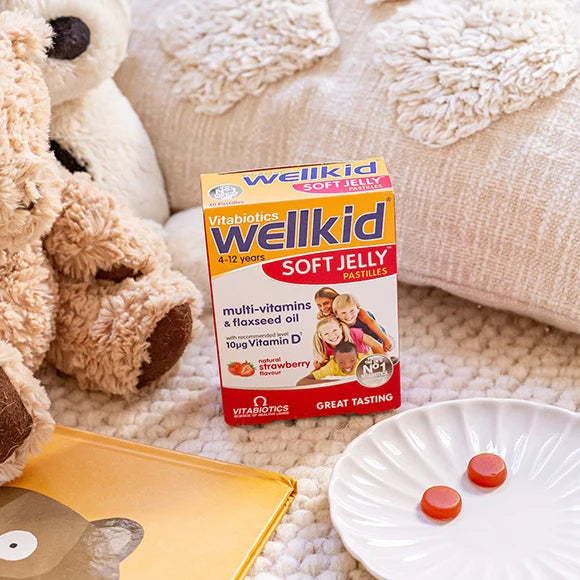 Vitabiotics Wellkid Soft Jelly Pastilles Strawberry, 30 Gummies | Children's Multivitamin Jelly Pastilles, Strawberry Flavour – product photo